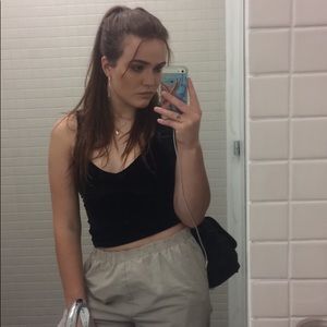 Meet your Posher, Nina